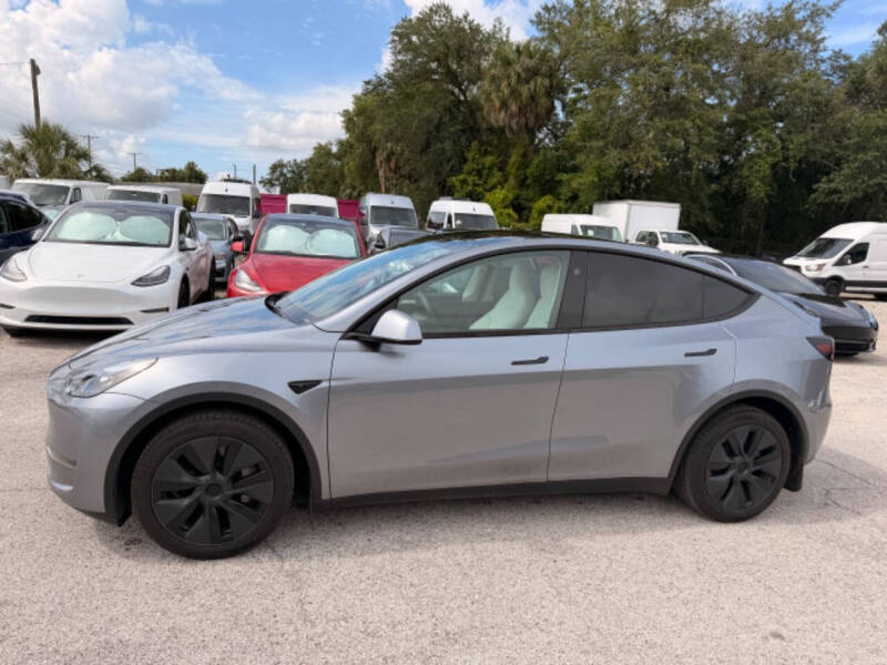 tesla model y 2024 7SAYGDEE5RA321928 image tesla model y 2024 7SAYGDEE5RA321928 image